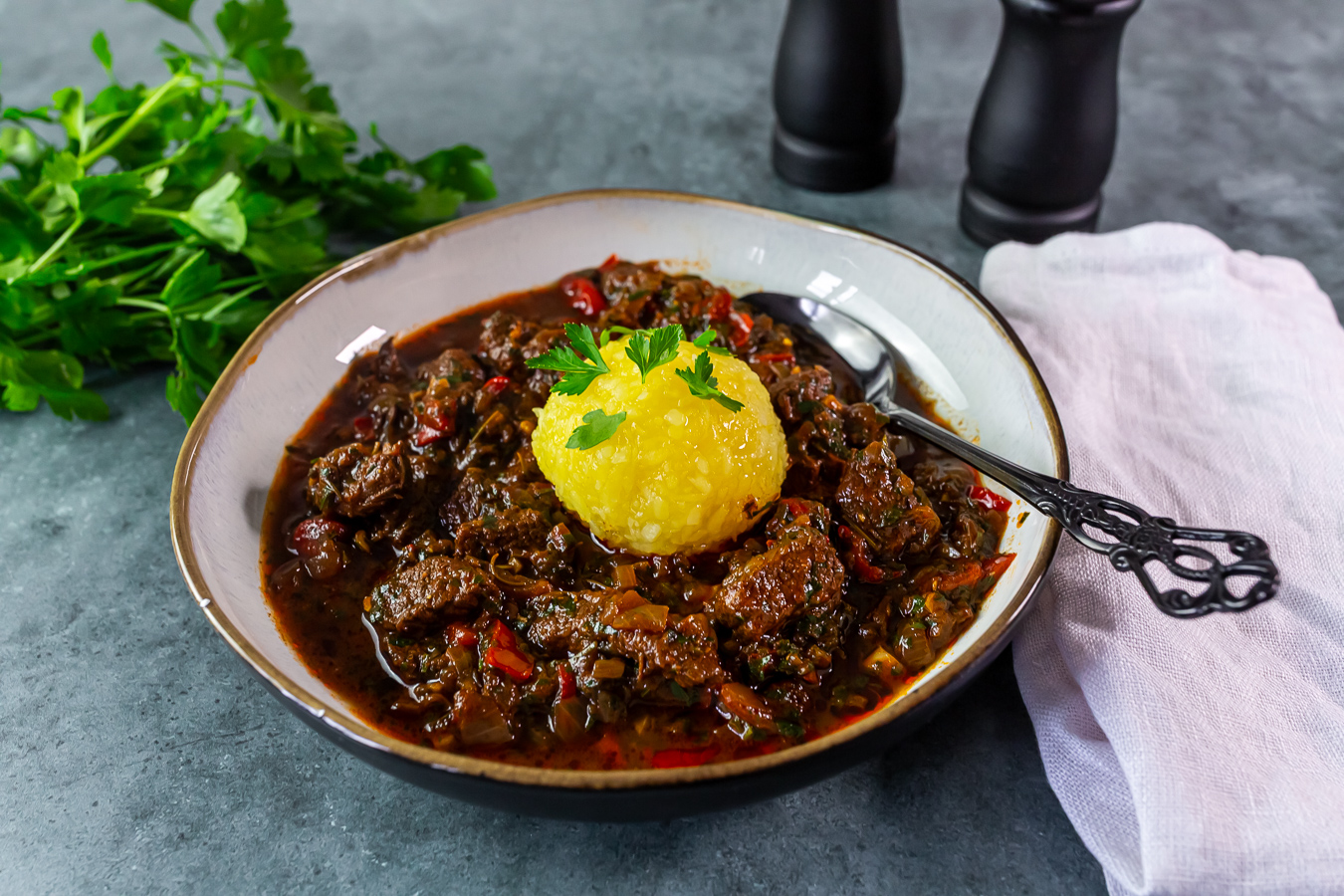 Rindergulasch mit Paprika